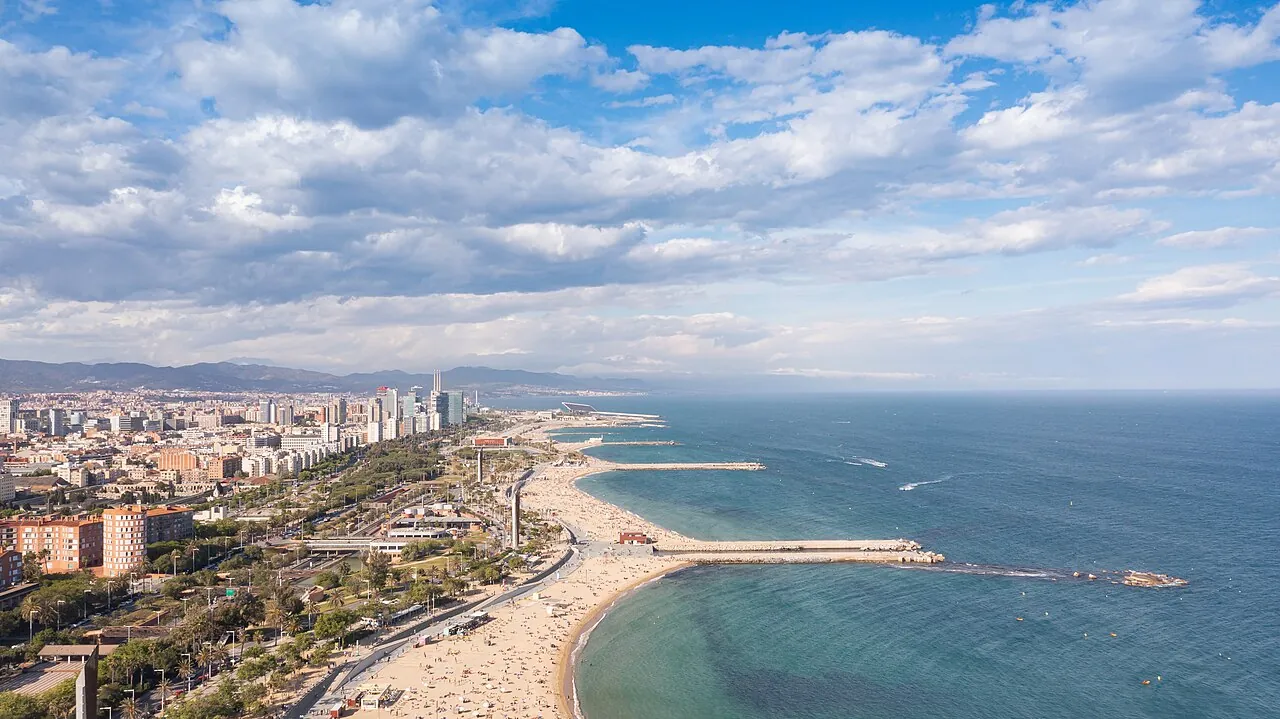 Nova Icària, la familiar — Barcelona